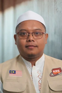 Potret Ustaz Hj. Afdzal Shahabuddin, ejen KRS Travel