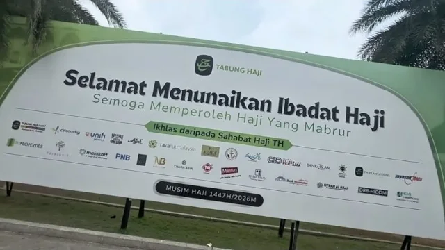 Sepanduk Tabung Haji &ldquo;Selamat Menunaikan Ibadat Haji&rdquo; Musim Haji 1447H/2026M sempena keberangkatan jemaah KRS Travel