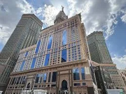 Bangunan Al Safwah Tower 3 berhampiran Masjidil Haram, Makkah